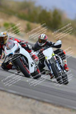 media/Jan-15-2023-SoCal Trackdays (Sun) [[c1237a034a]]/Turn 3 (1115am)/